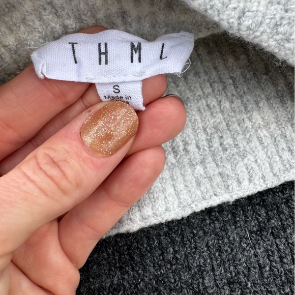 🖤 THML Color Block Knit Sweater - Size Small - Picture 5 of 6